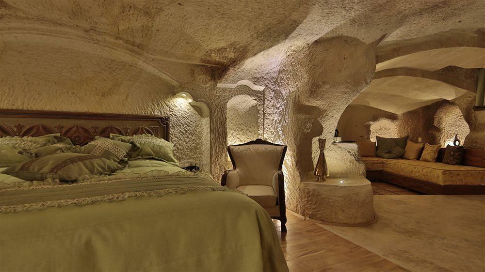 Golden Cave Suites Юргюп Екстериор снимка